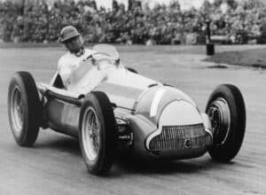 juan-manuel-fangio-alfa-romeo