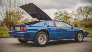 1987-lotus-esprit-turbo-hc (1)