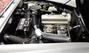 72-Mercedes-190SL-Engine-Bay-762x456