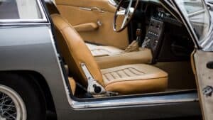 lamborghini-400-gt-1966 (18)