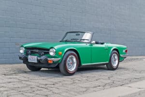 1976-triumph-tr6-main