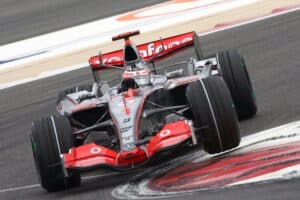 Fernando-Alonso-GPBarein-2007-min