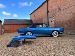 Renault-caravelle (1)-min