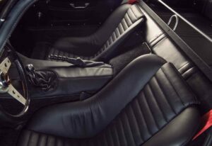 Bizzarrini-GT-Strada-1966-interior-3